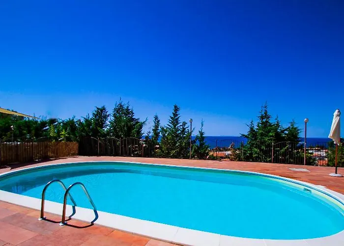 Santa Lucia بيت للعطل تْشيفالو