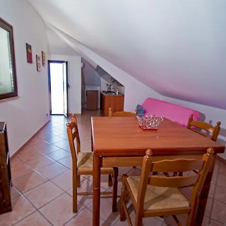 Santa Lucia * 체팔루