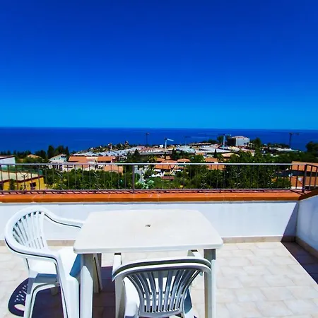 Santa Lucia 펜션 *