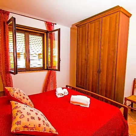 Santa Lucia * 체팔루