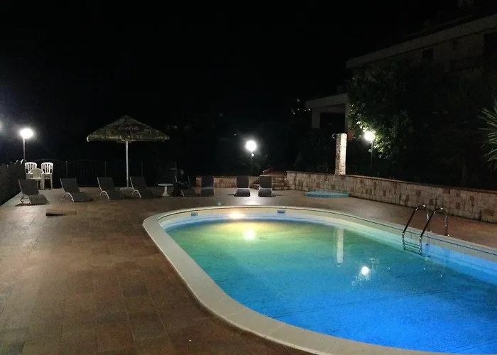 Hébergement de vacances Santa Lucia *